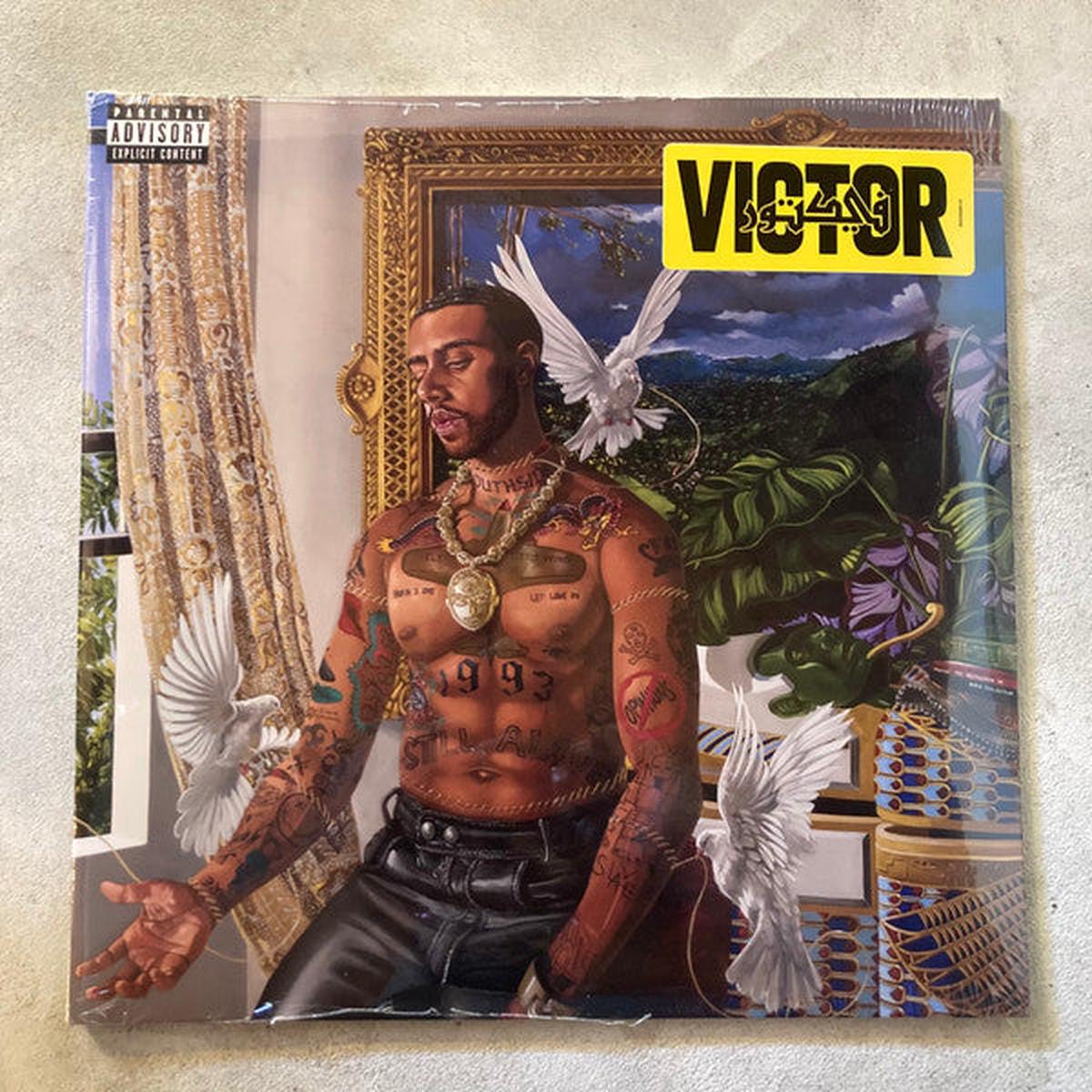 VIC MENSA- VICTOR